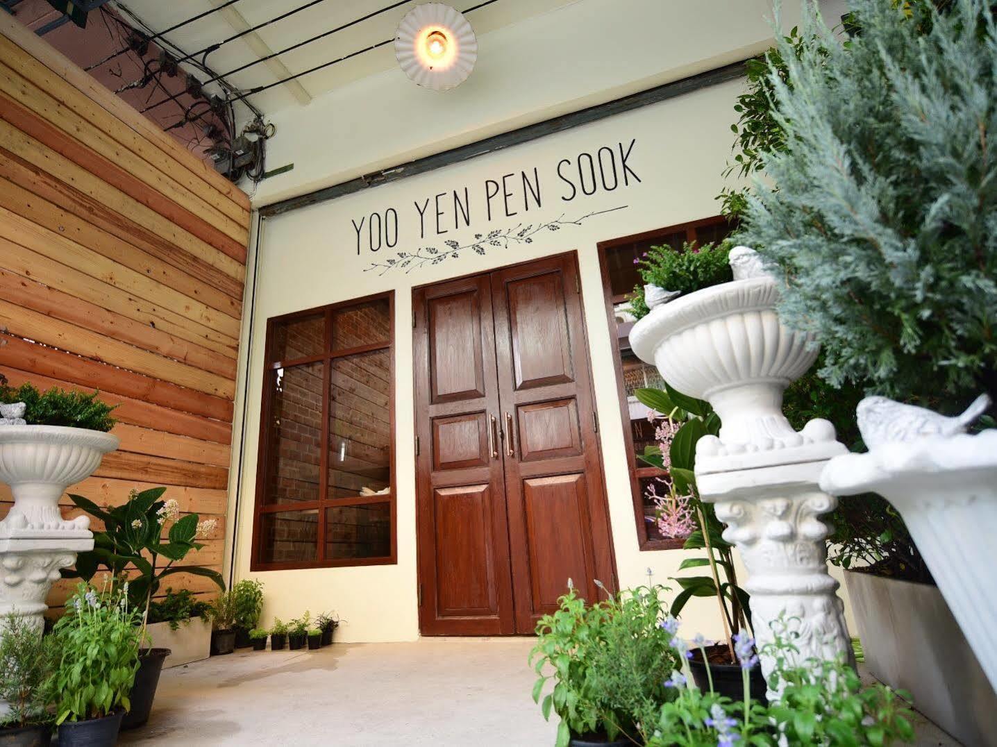 Yoo Yen Pen Sook Albergue Bangkok Exterior foto